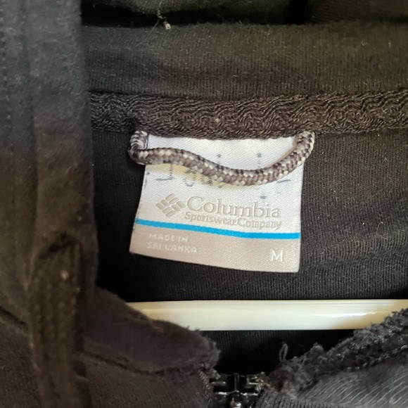 Mens medium black hooded zipup - Picture 5 of 6